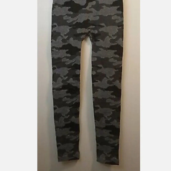 Zac & Rachel Black & gray/grey Camouflage Design  fleece leggings Medium - Picture 2 of 6